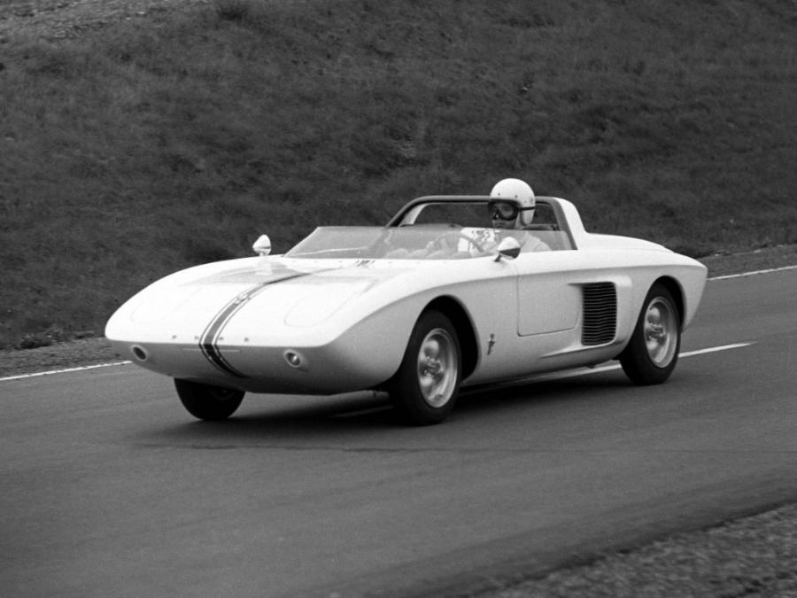  Ford Mustang Roadster Concept Car 1962 года  (фото 22 из 29)